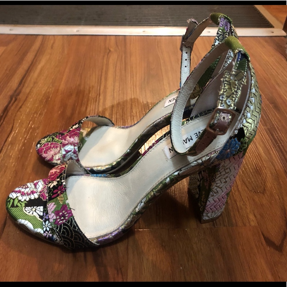 Steve Madden Asian Print Heels